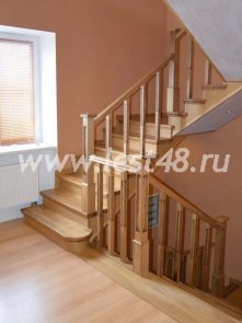 Лестница для частного дома из дуба Лестница для частного дома из дуба