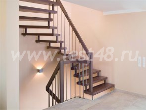 Лестница на металлокаркасе с 1 на 3 этаж 24-01