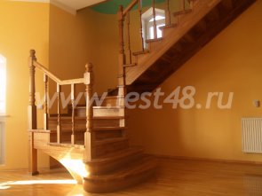 Лестница с закрытым каркасом 20-04 Лестница с закрытым каркасом 20-04