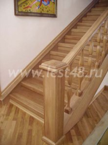 Деревянная лестница из дуба 01-08